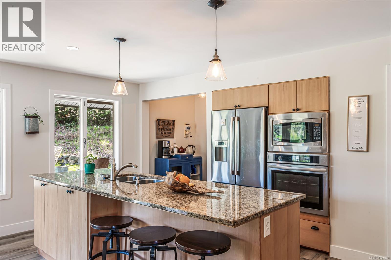 1675 Kelsie Rd, Nanaimo