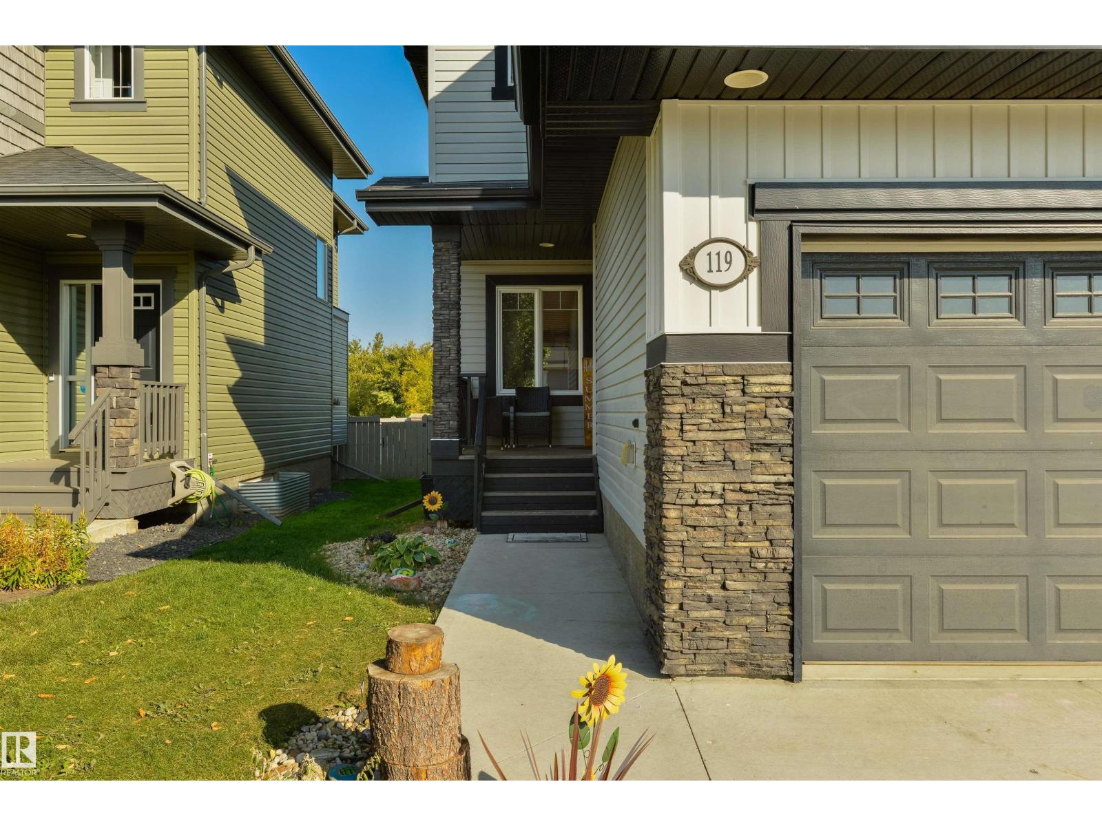 119 BRICKYARD PL - Photo 4 of 53, Stony Plain, Alberta