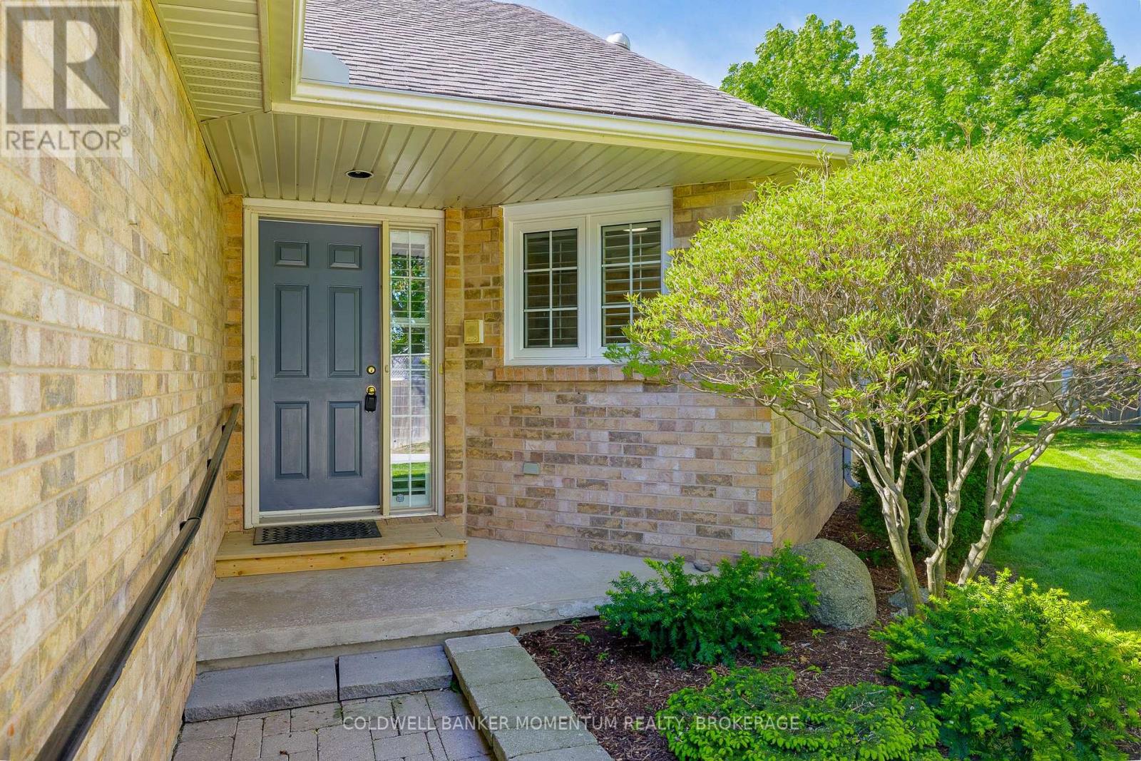 1439 NIAGARA STONE Unit 9 photo 4