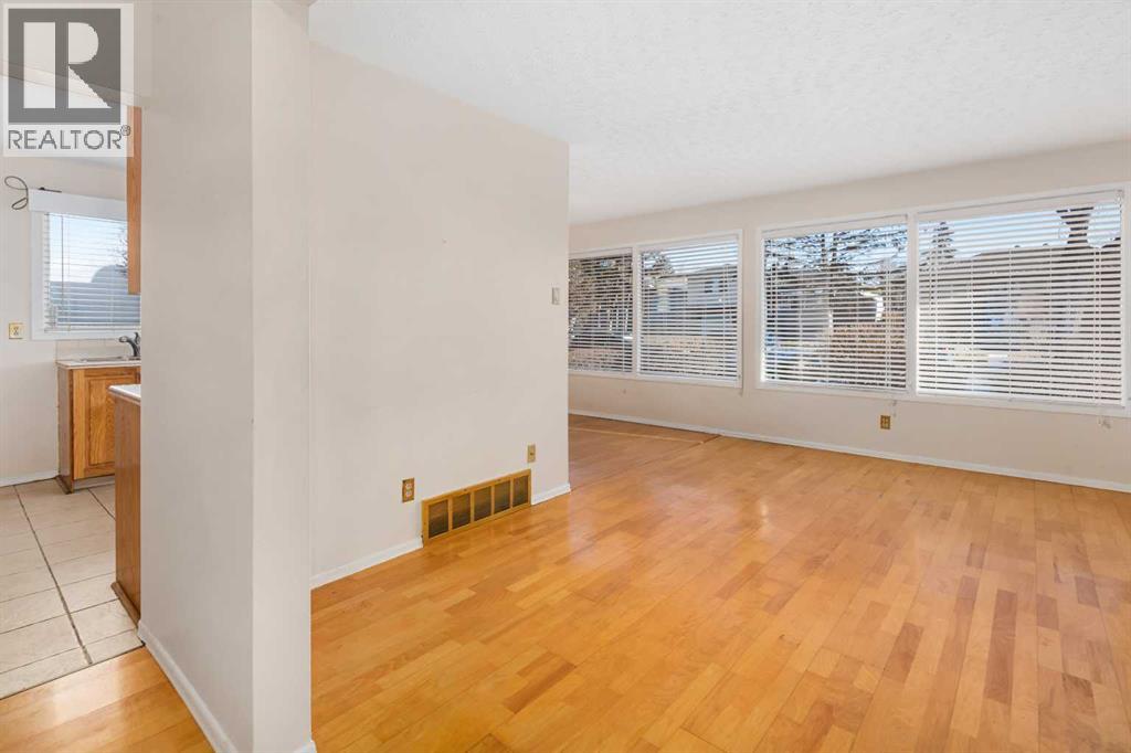 Single Family House Bungalow for Sale in  A Street NE Mayland Heights Calgary 