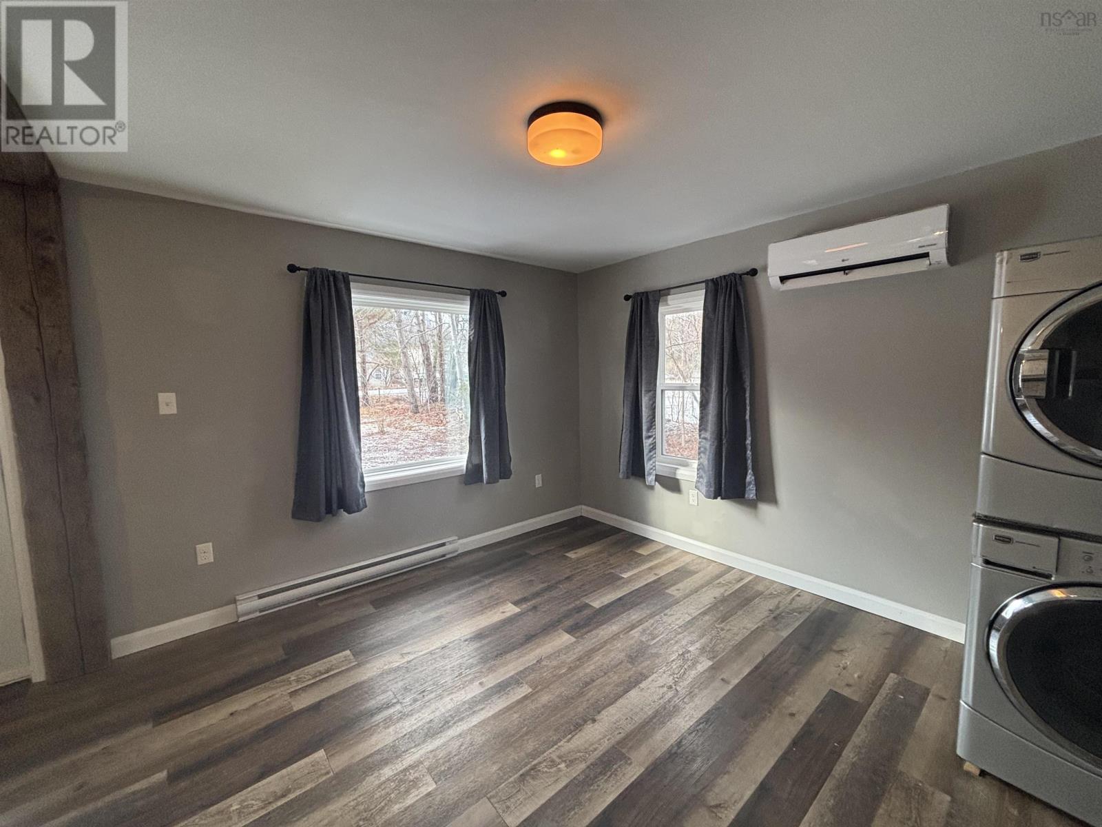 Property 14 of 22 of 498 Upper Branch Road