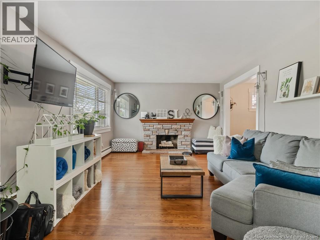 109 UPTON STREET - 11
