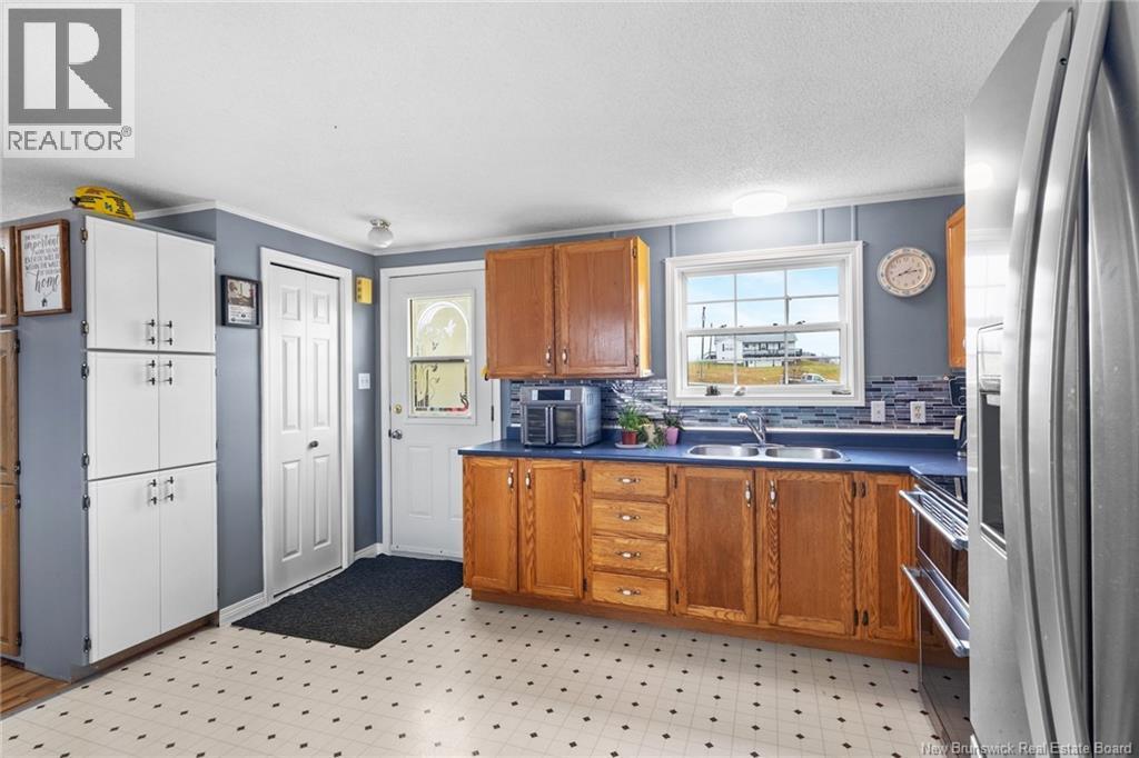 257 WILMOT ROAD - 13