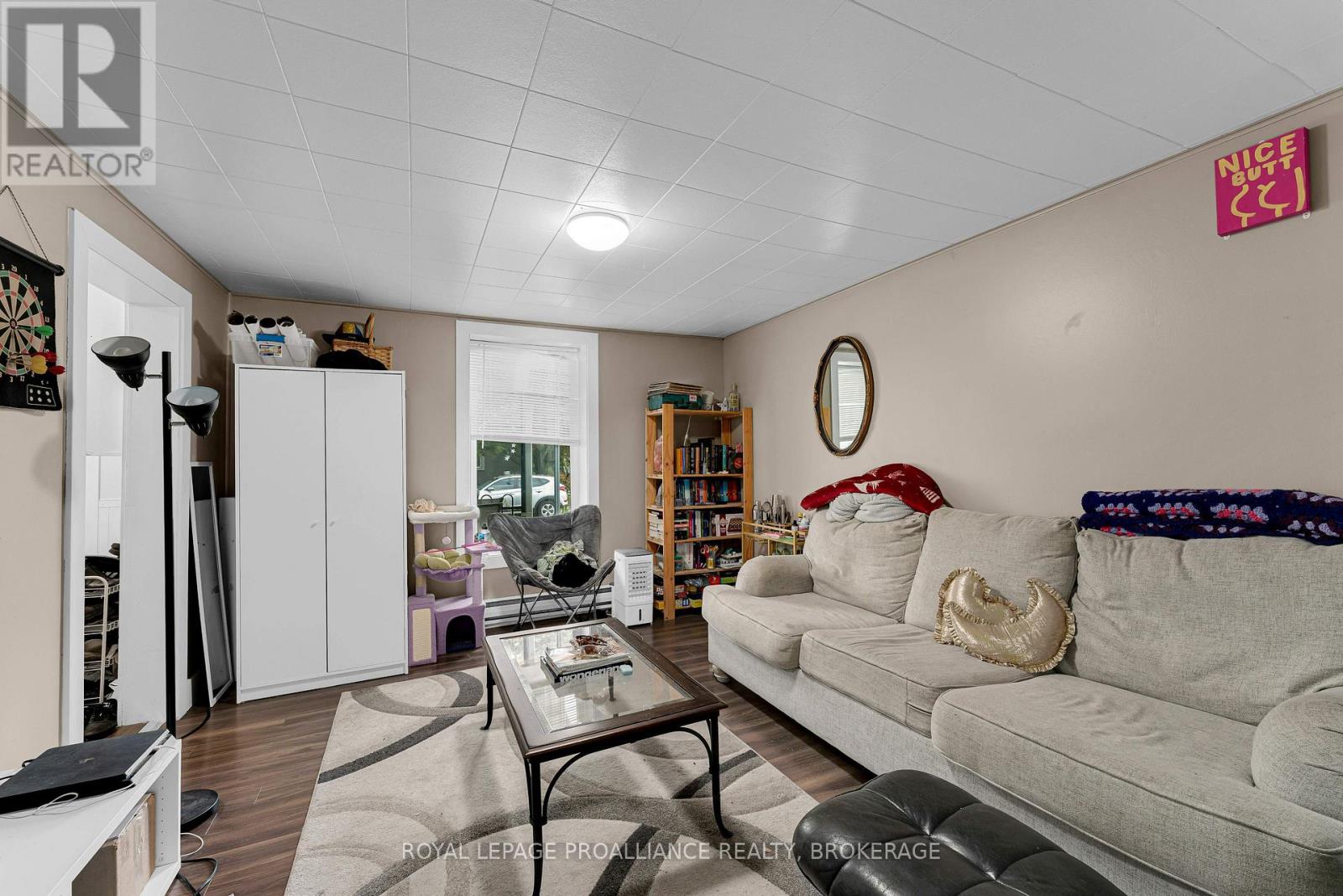 318 SYDENHAM STREET - 6