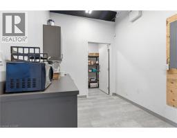 1096 E Barton Street E, Hamilton, ON L8H2V1 Photo 16