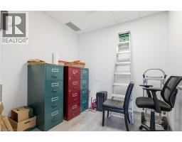 1096 E Barton Street E, Hamilton, ON L8H2V1 Photo 23