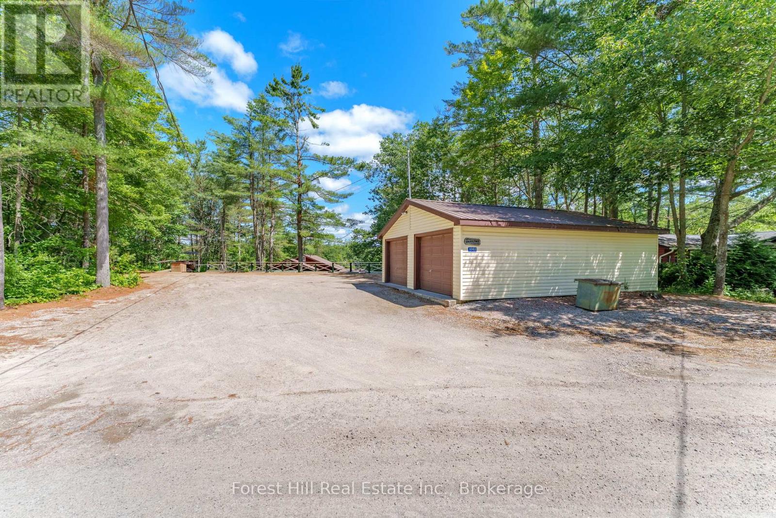 1062 PINE LAKE ROAD - 46