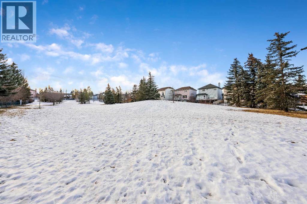 Single Family House for Sale in  Hidden Valley Crescent NW Hidden Valley Calgary 