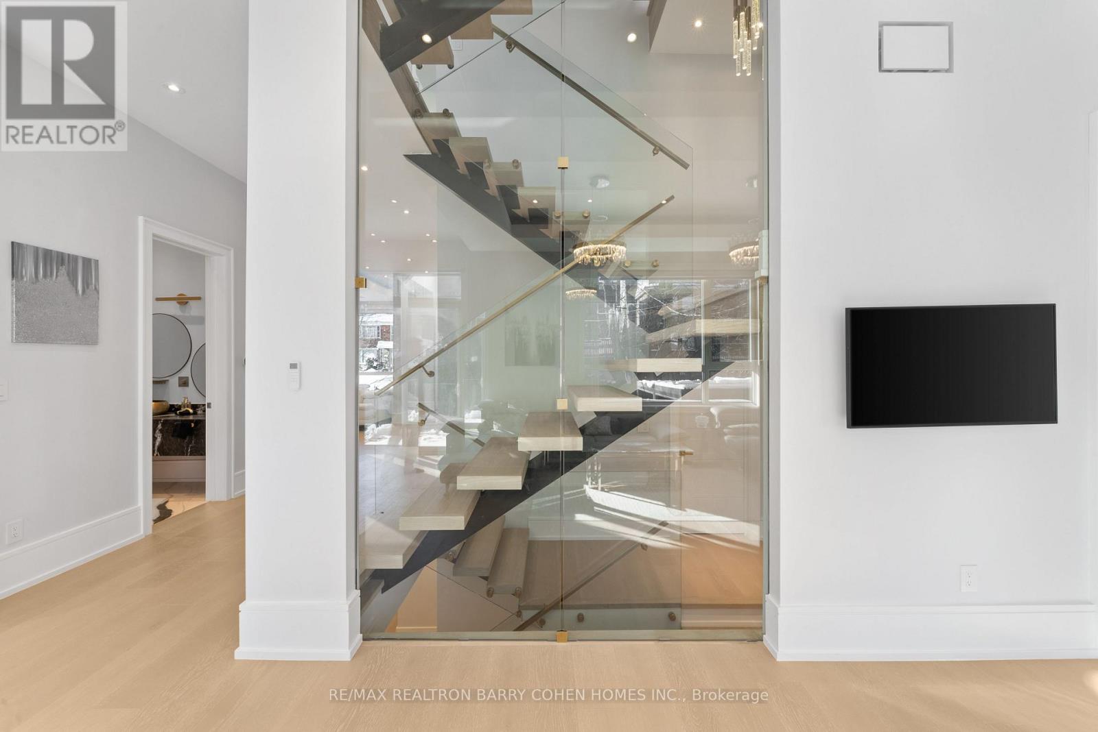 615 BRIAR HILL AVENUE - Photo 3 of 37, Toronto (Forest Hill North), Ontario