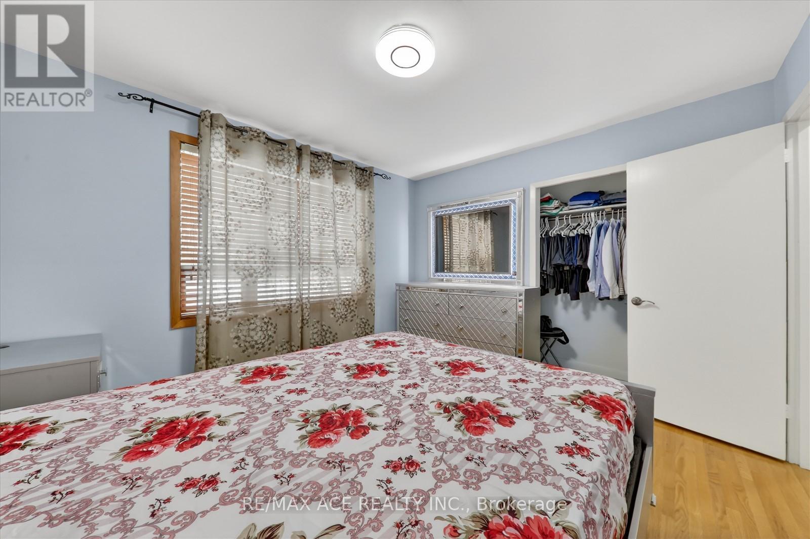 40 BRINLOOR BOULEVARD - 18