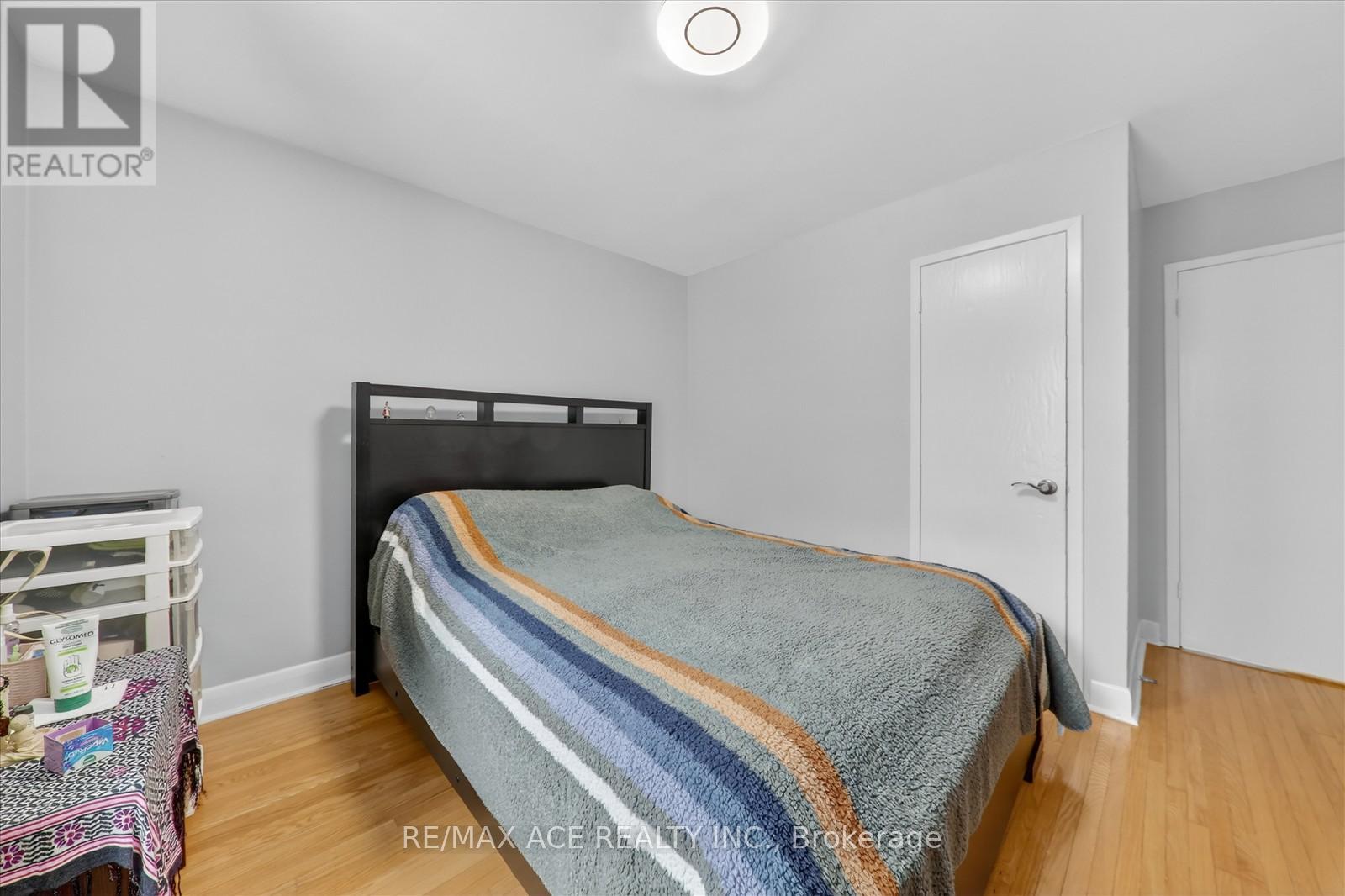40 BRINLOOR BOULEVARD - 21