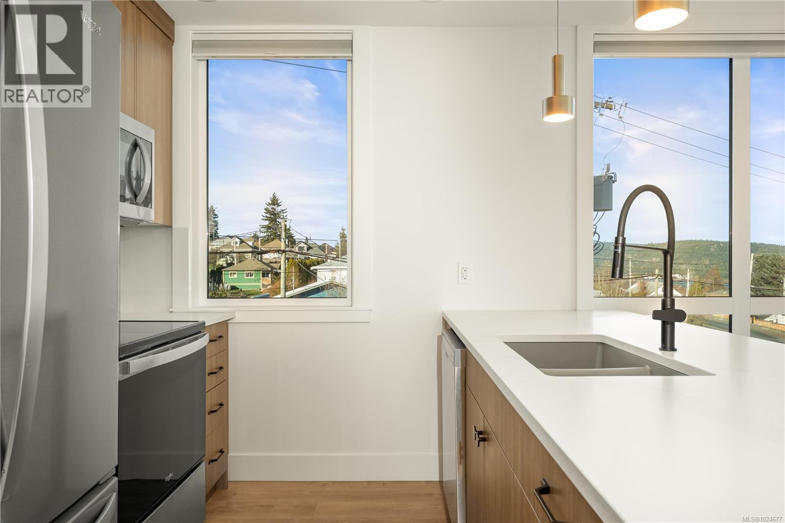 301 201 Dogwood Dr, Ladysmith