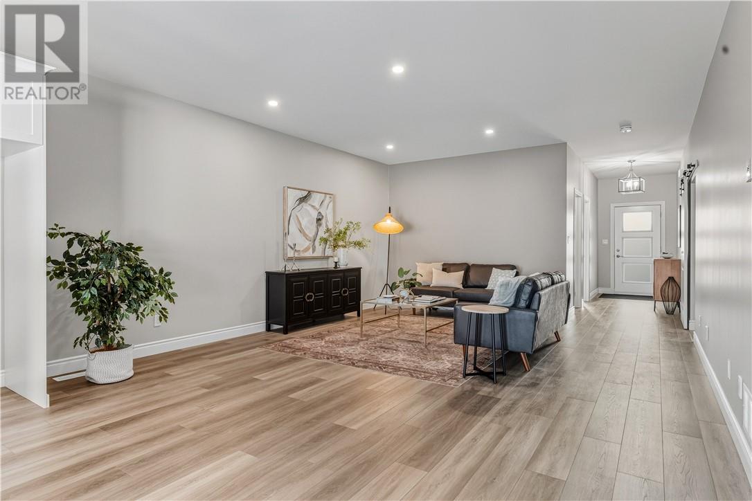 3030 Manon Street - Photo 3 of 26, Hanmer, Ontario