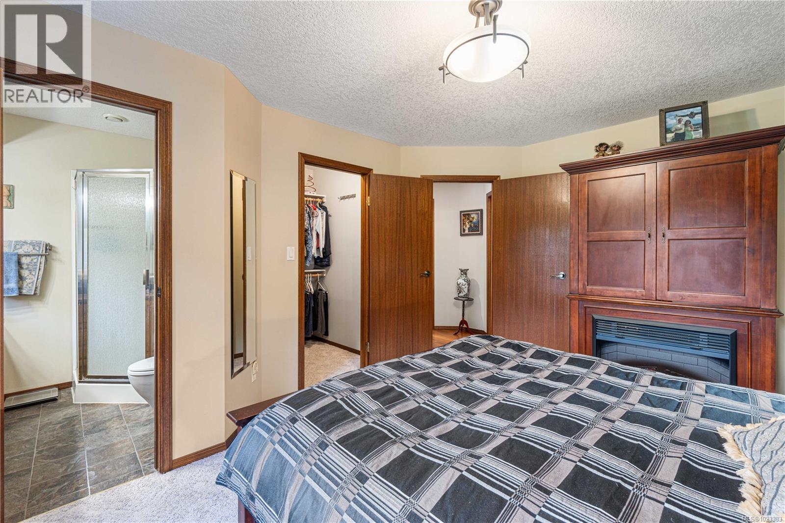 6540 Manhattan Way, Lantzville