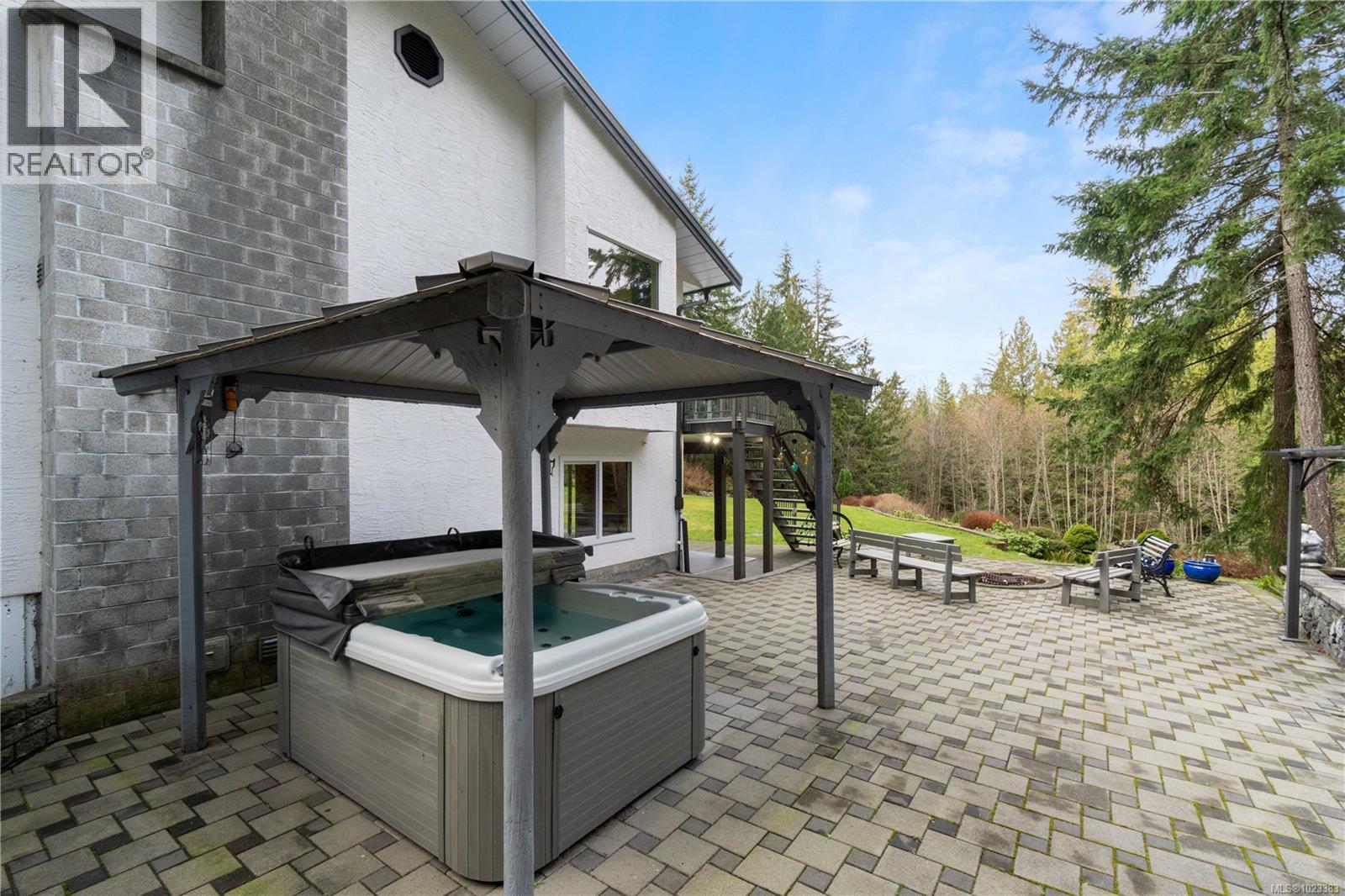 6540 Manhattan Way, Lantzville