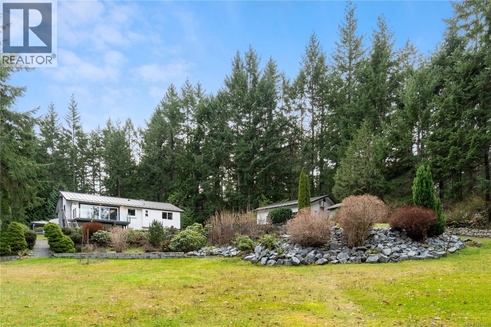 6540 Manhattan Way, Lantzville