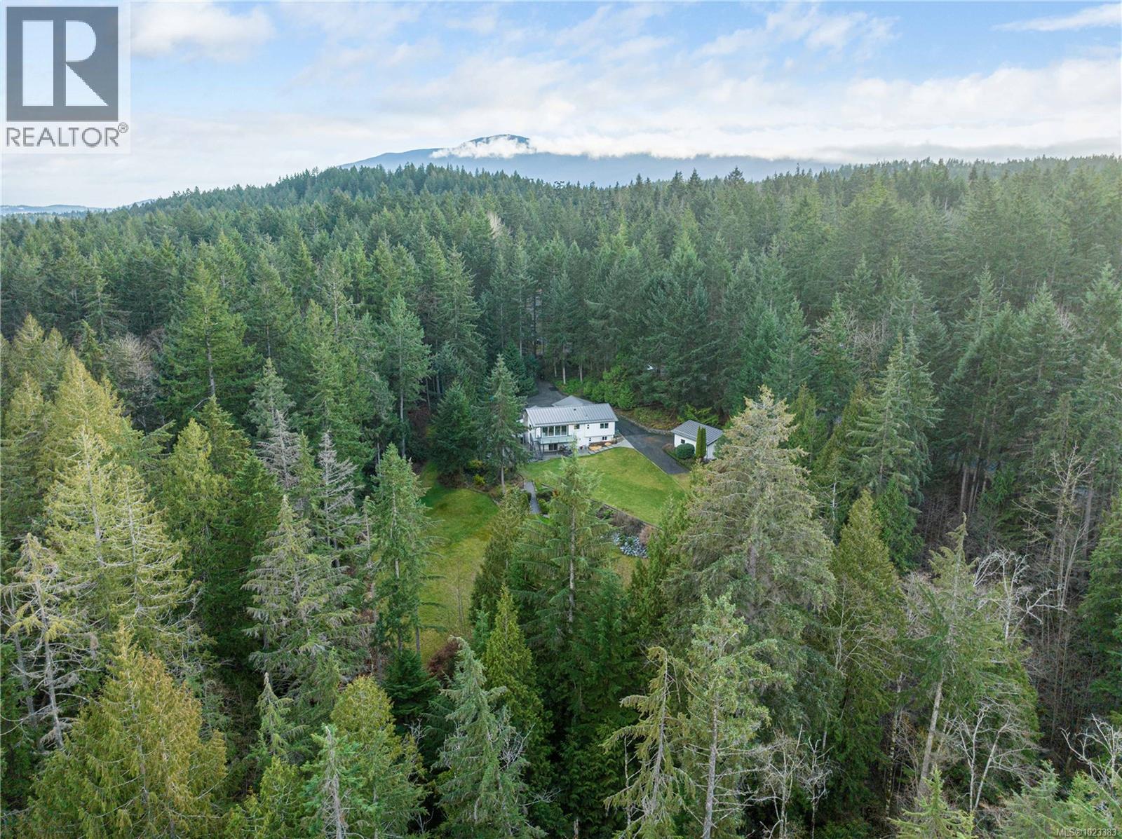 6540 Manhattan Way, Lantzville