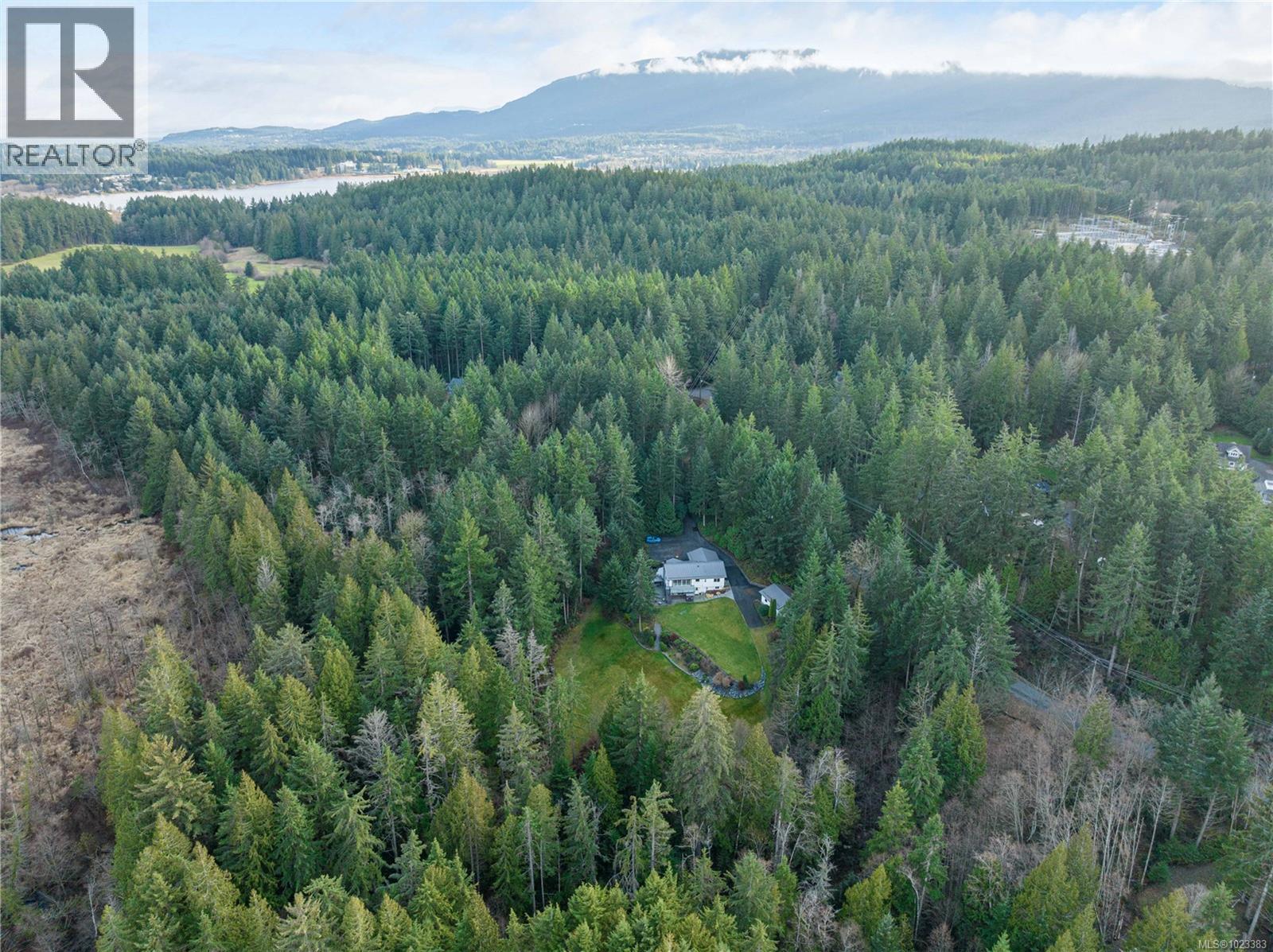 6540 Manhattan Way, Lantzville