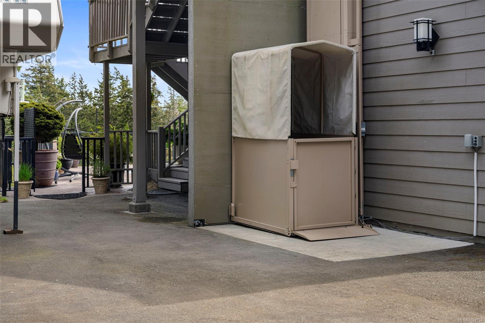  4980 Deer Park Trail, Metchosin