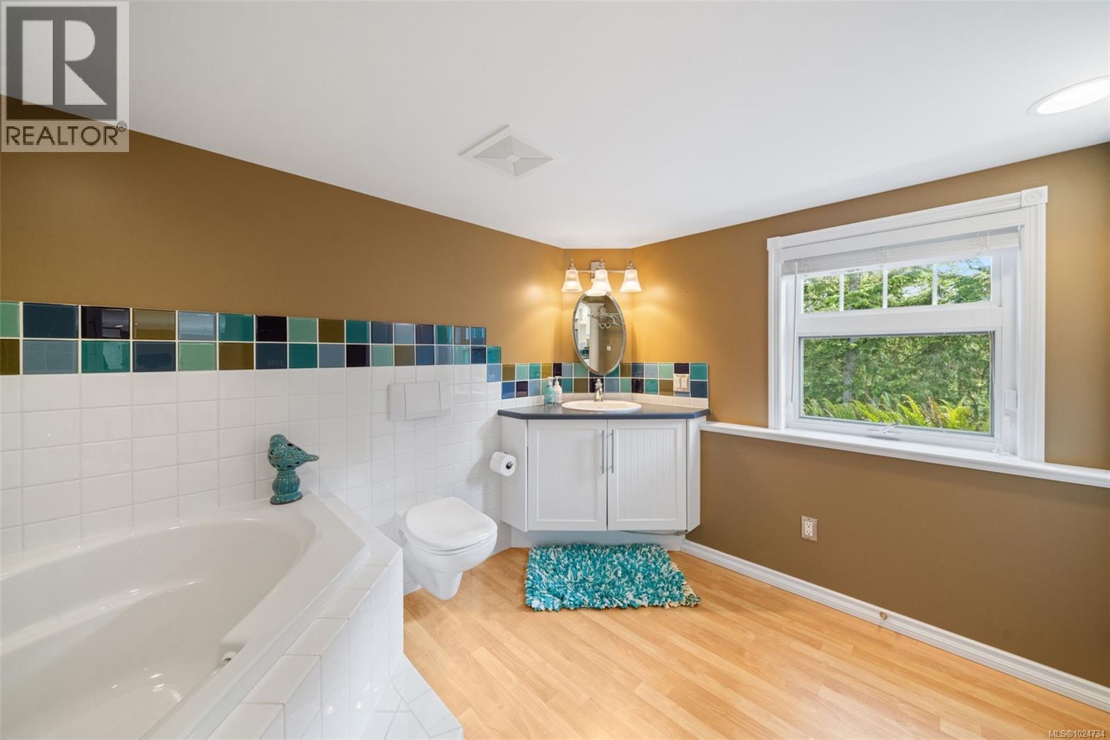  4980 Deer Park Trail, Metchosin