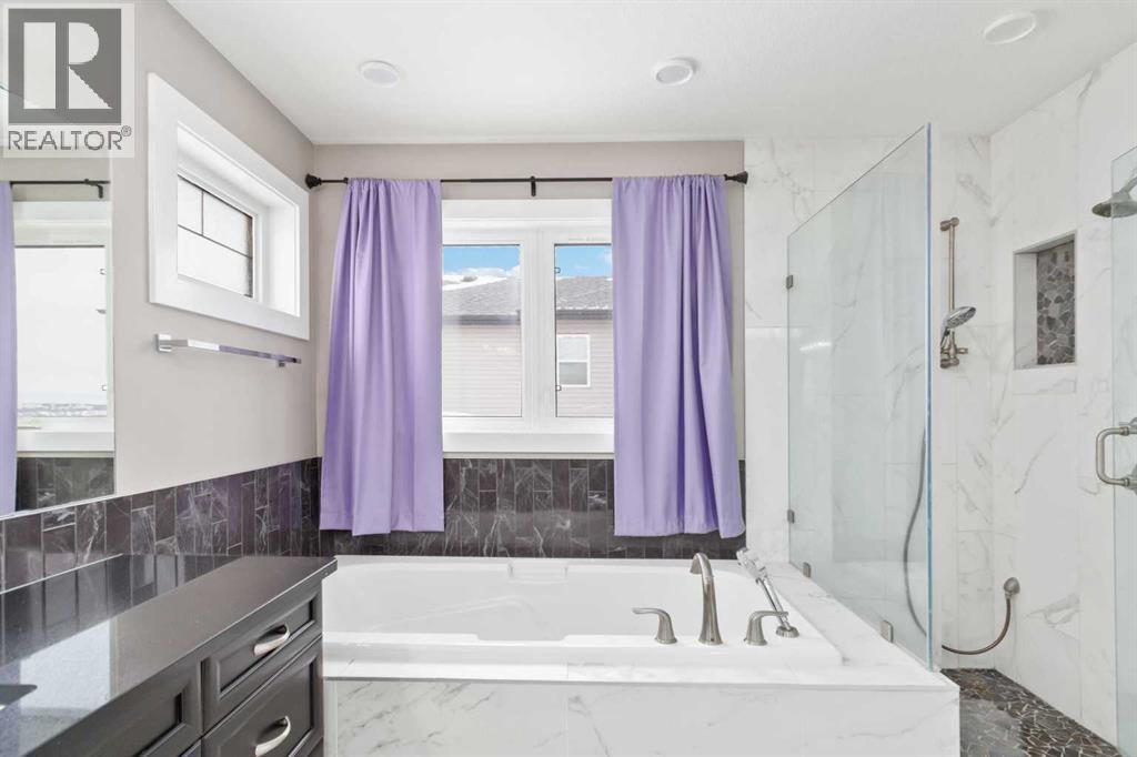 220 Beaverlodge Close, Fort McMurray