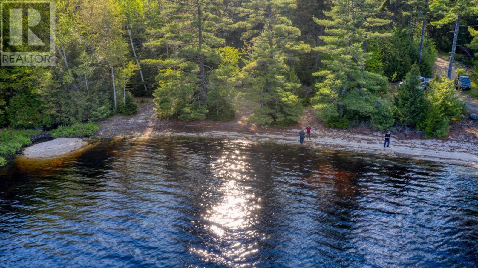 Property 10 of 43 of 2480 Woodstock Road