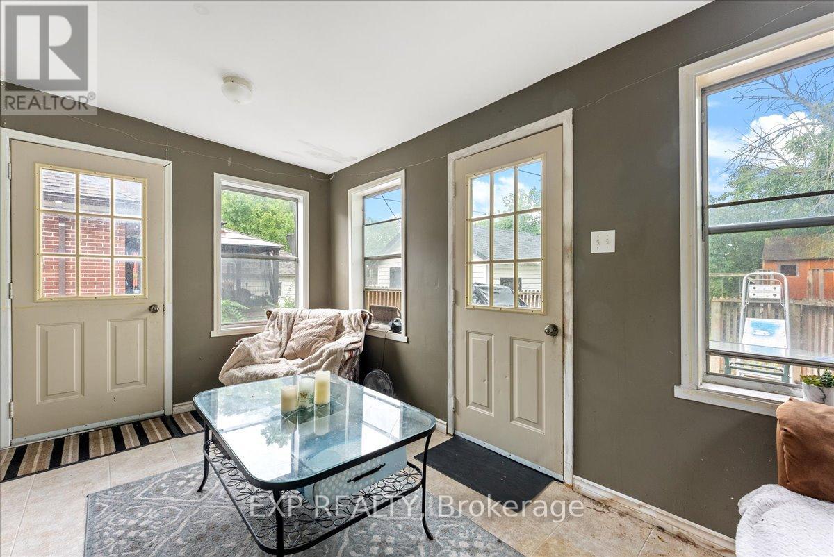 225 MCGILL STREET - 24