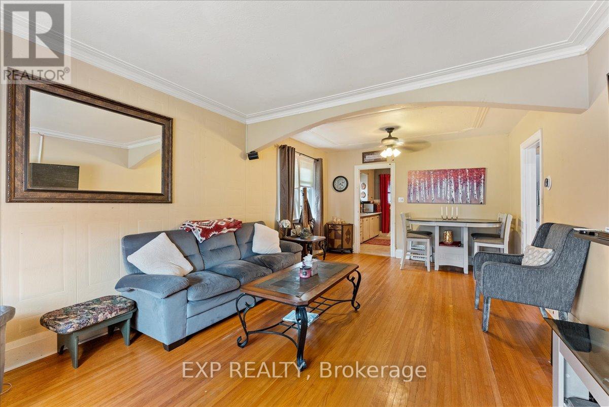 225 MCGILL STREET - 6