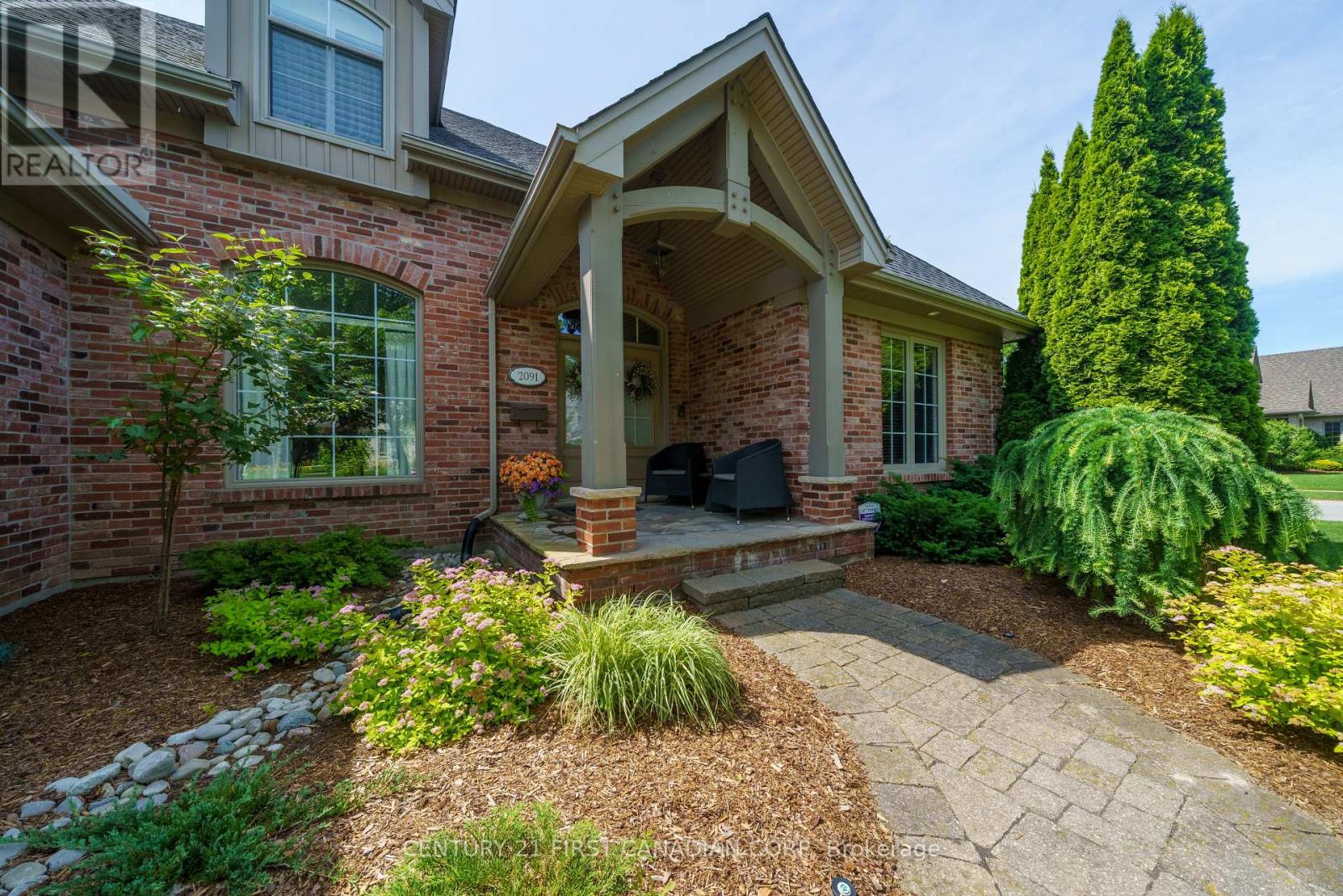 2091 VALLEYRUN BOULEVARD - 2
