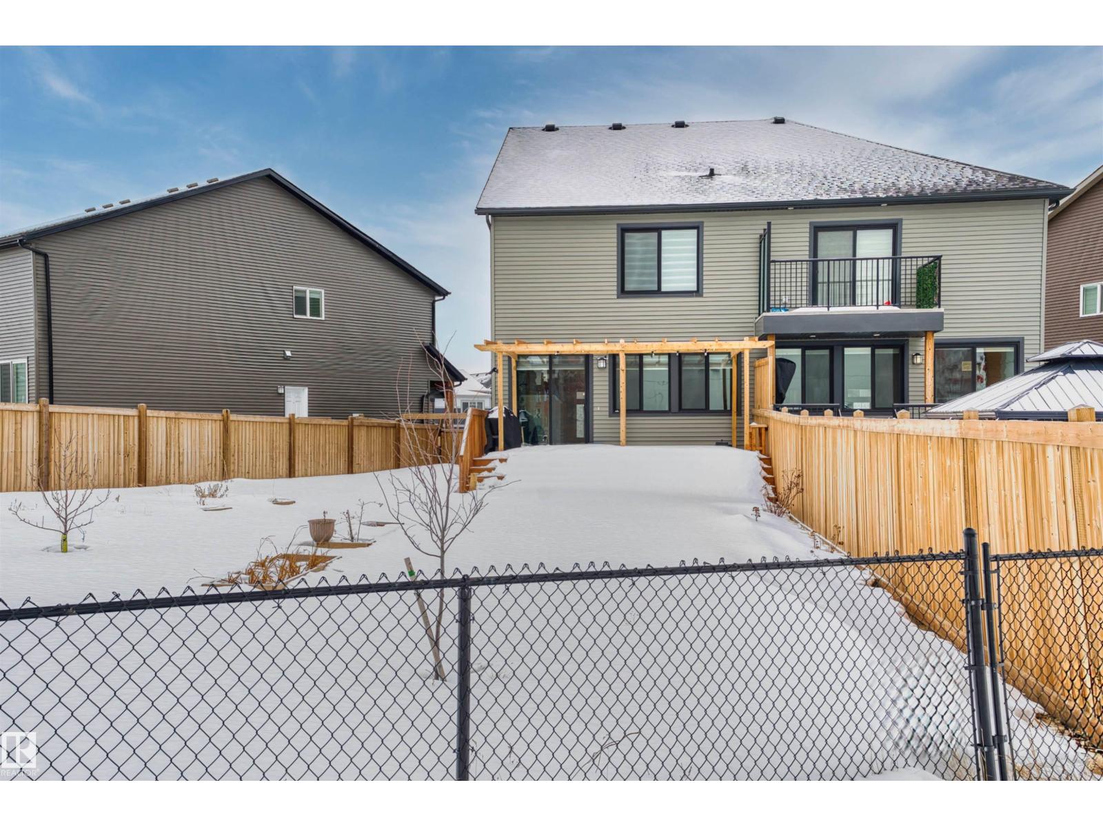 
          1727 PLUM CR SW
            <br/>
            <span>Edmonton</span>
            , 
            <span>AB</span>
             <span>T6X2Z8</span>
         - Photo 6