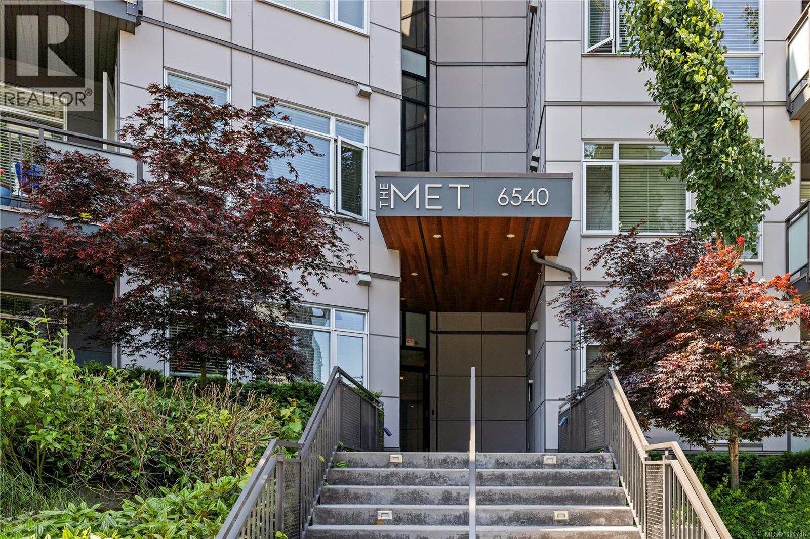 501 6540 Metral Dr, Nanaimo