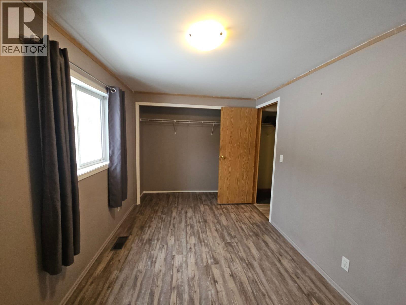 4504 42 AVENUE NE - 28