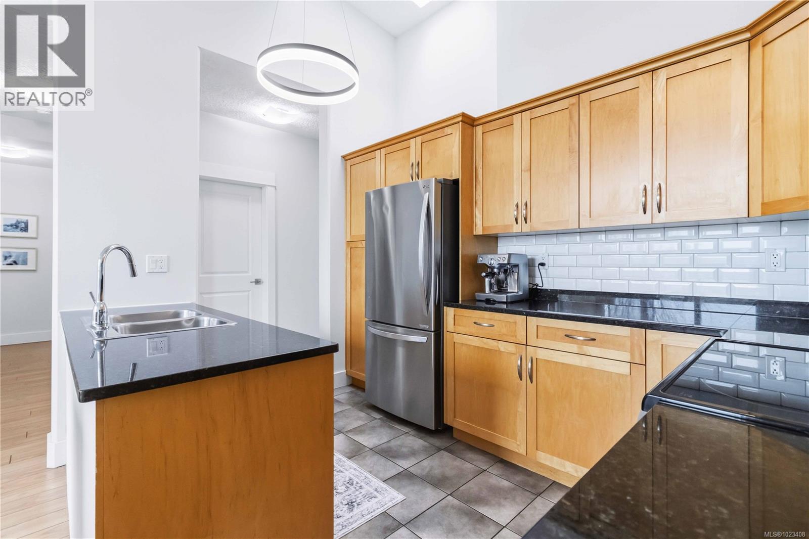 308 630 Speed Avenue, Victoria