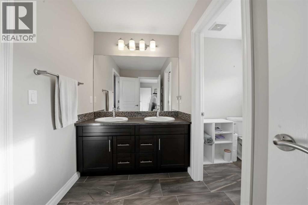 25 Cole Way, Sylvan Lake