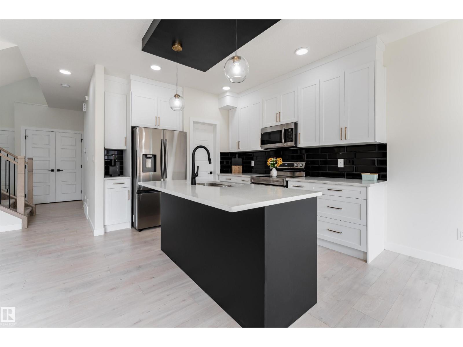 112 BLUFF CV Leduc Alberta T9E1M8