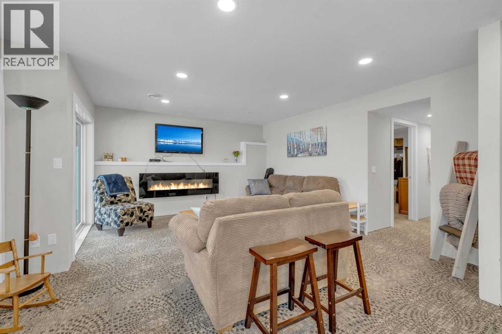 156 Wiley Crescent, Red Deer