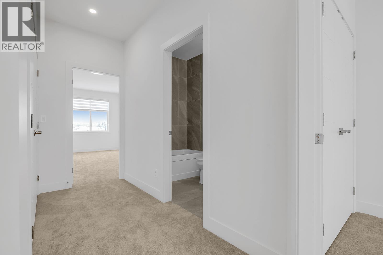 114 5300 Main Street, Kelowna