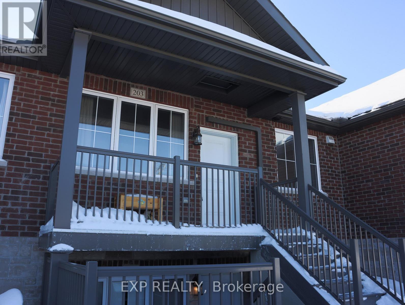 203 - 15 ARTHUR STREET - Photo 2 of 19, Cramahe (Colborne), Ontario