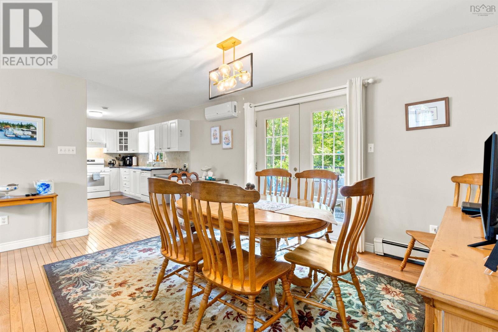 Property 10 of 43 of 42 Canterbury Lane