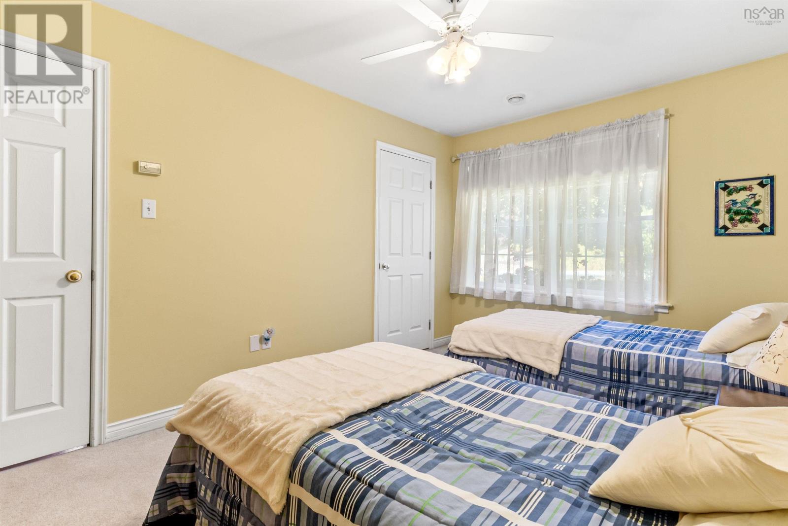 Property 22 of 43 of 42 Canterbury Lane