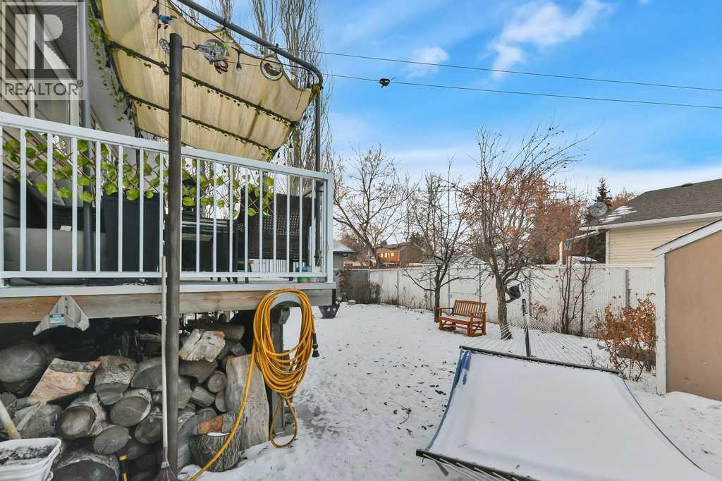 4 Blackstone Avenue, Lacombe