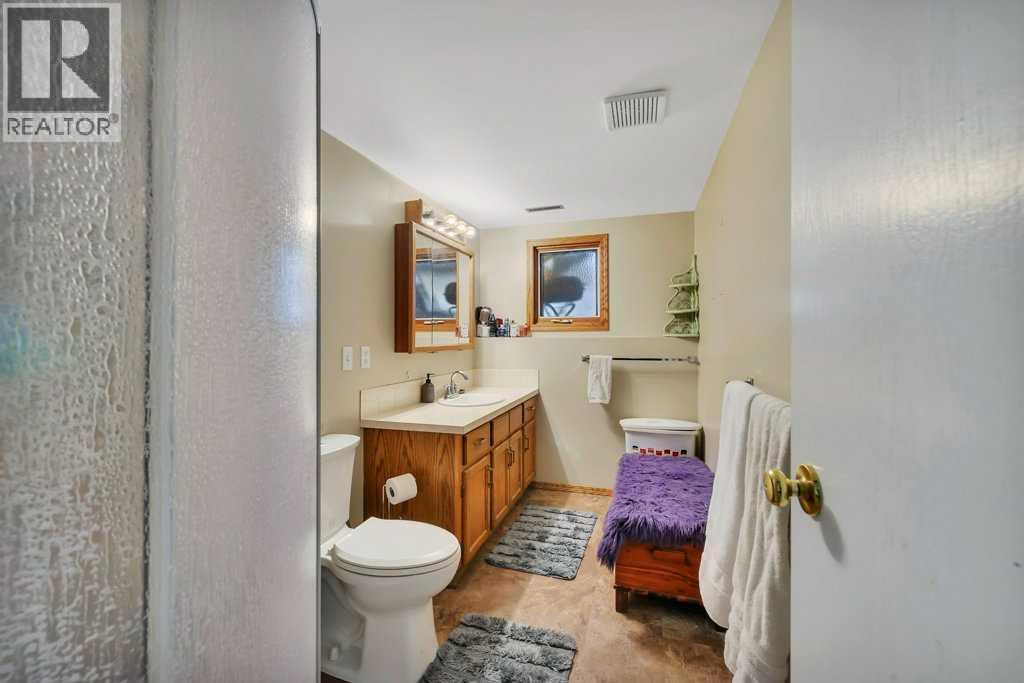 4 Blackstone Avenue, Lacombe