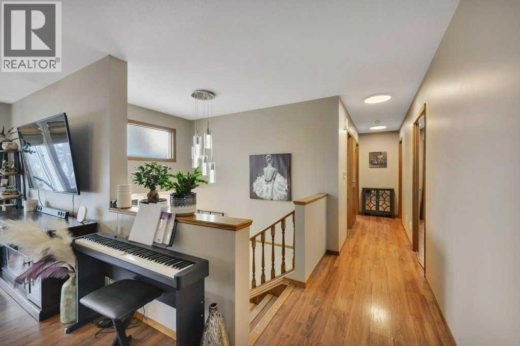 4 Blackstone Avenue, Lacombe