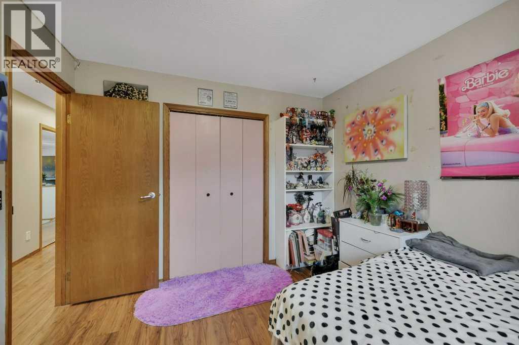 4 Blackstone Avenue, Lacombe