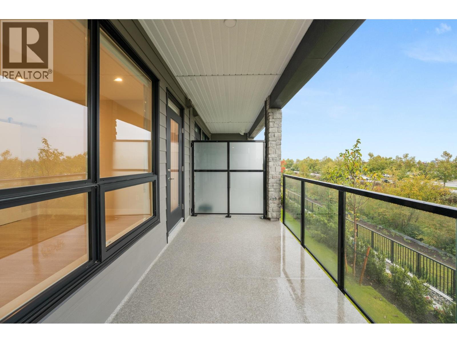 205 1942 STARLING DRIVE, Delta