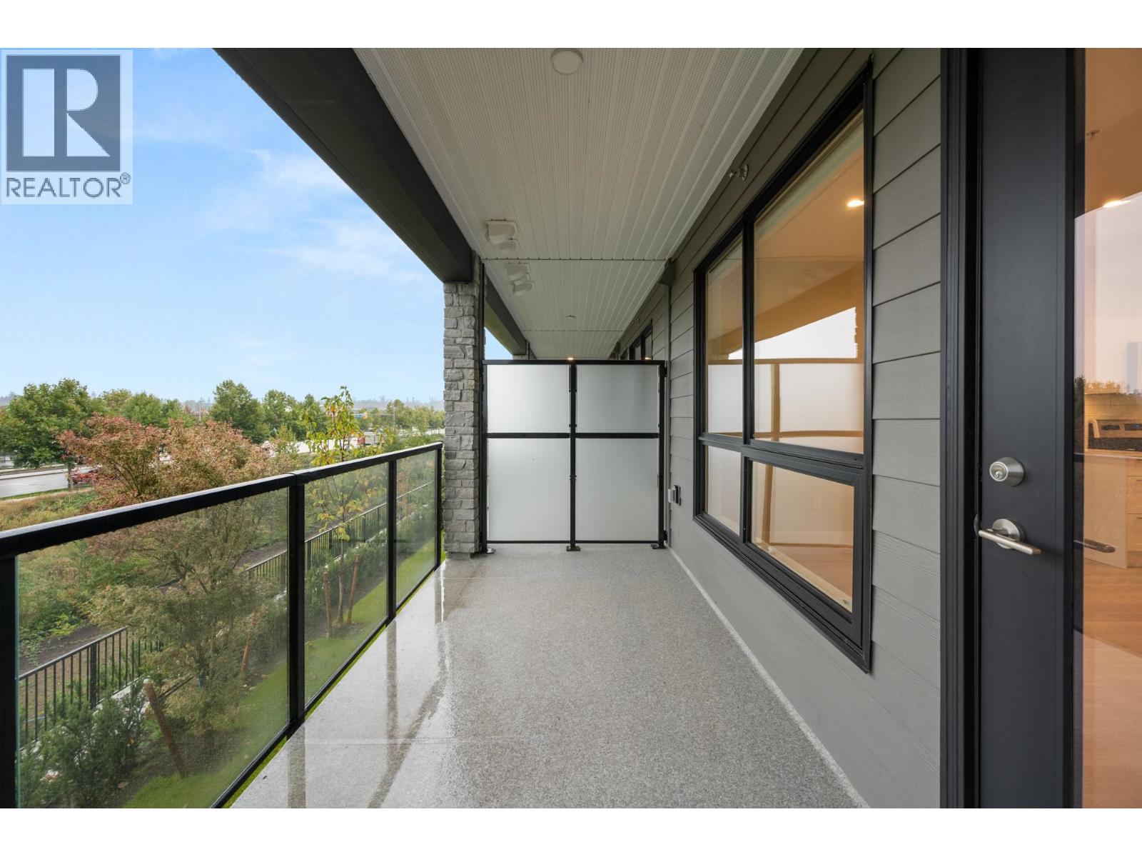 205 1942 STARLING DRIVE, Delta