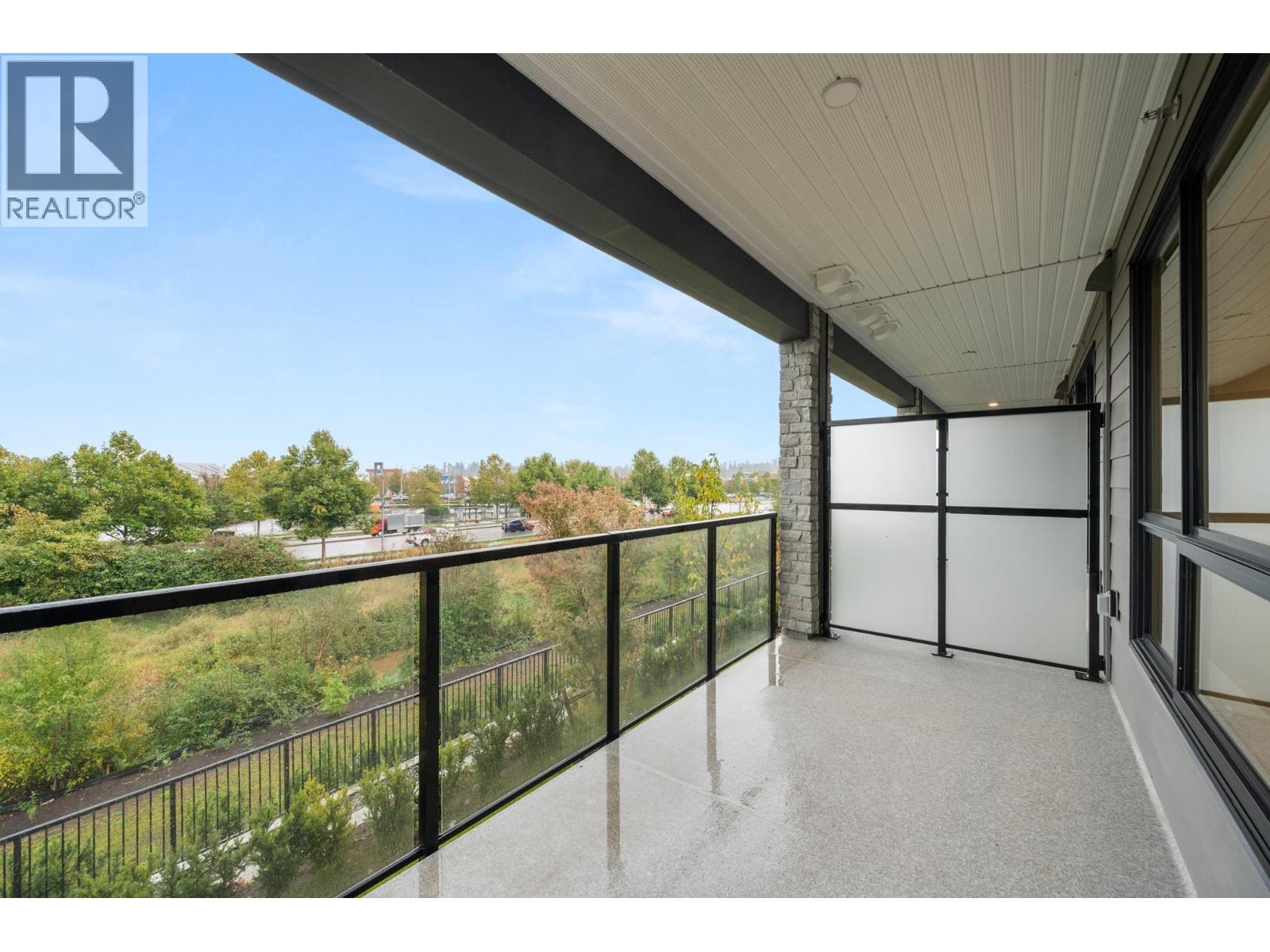 205 1942 STARLING DRIVE, Delta