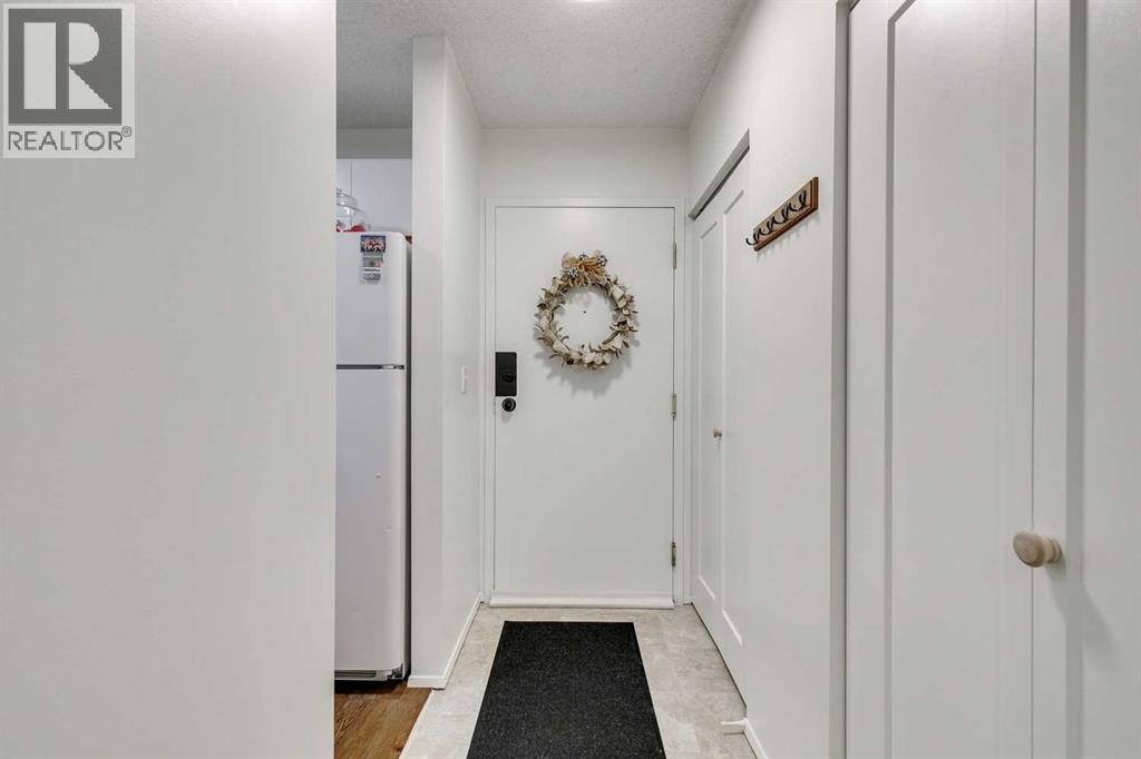 Single Family House for Sale in   Dover Point SE Dover Calgary 