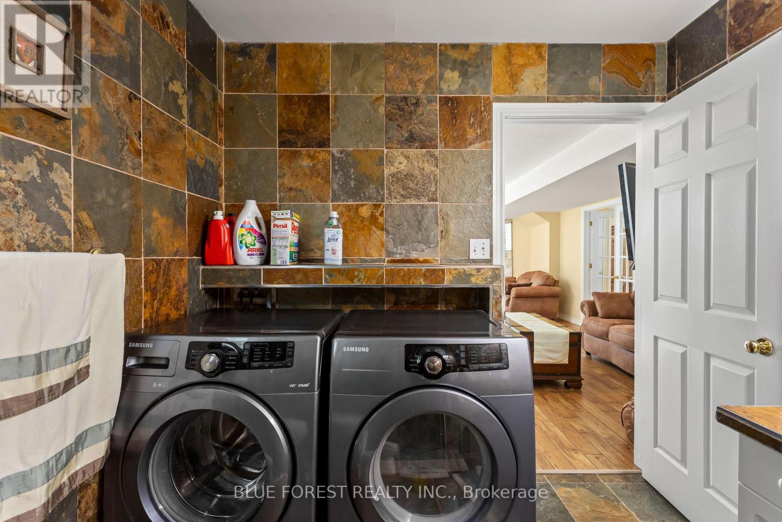 632 THORNWOOD DRIVE Property Photo