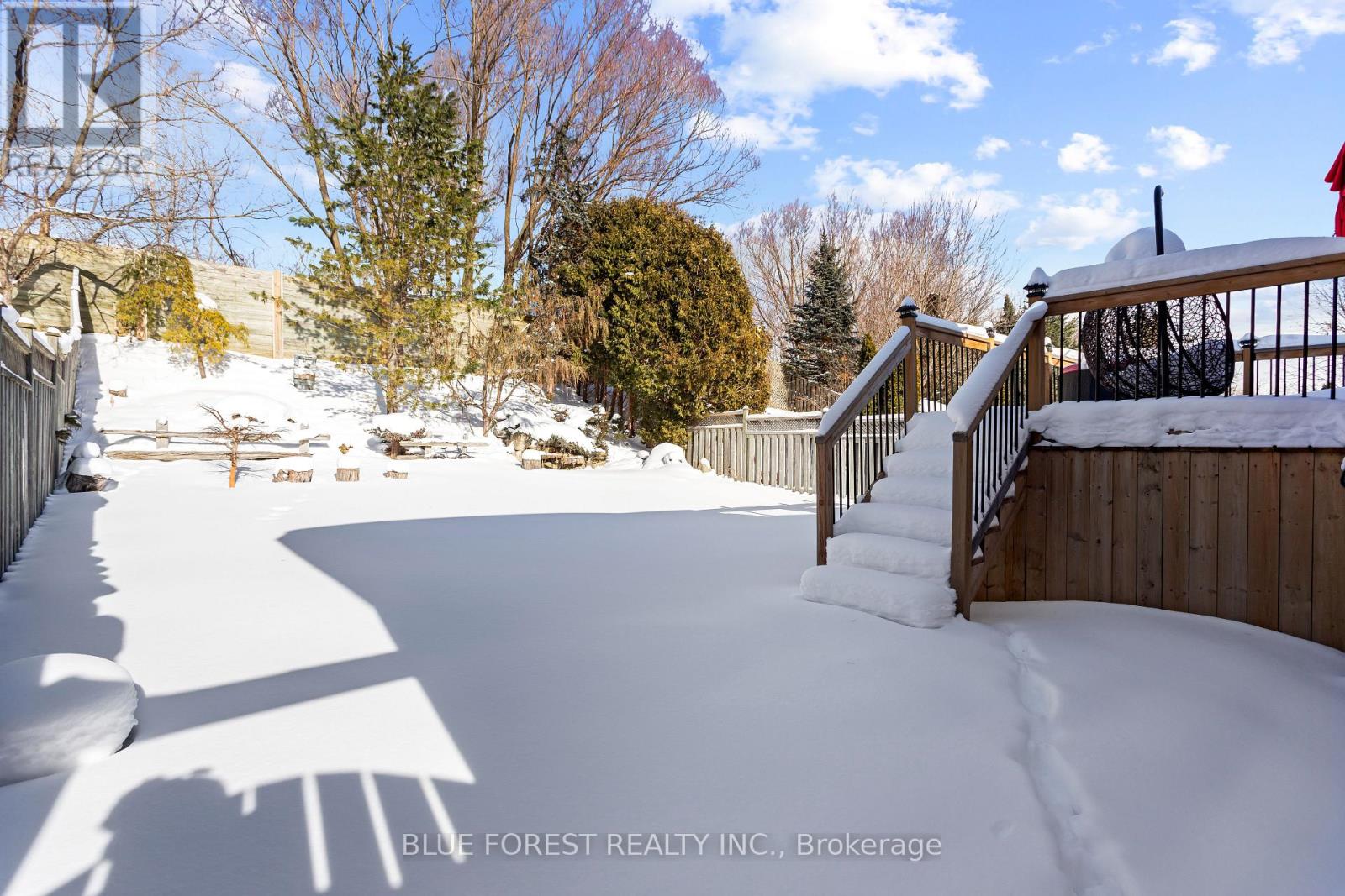 632 THORNWOOD DRIVE - 40